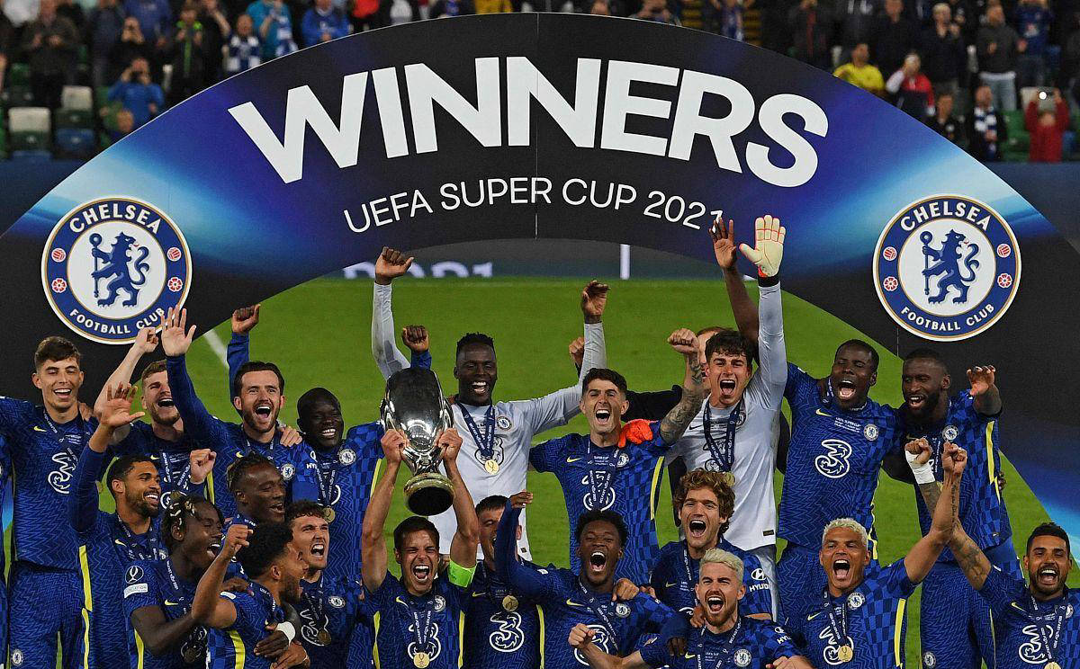 德罗巴迎来十赛季出色发挥,TL观众热烈欢呼! 德罗巴迎来十赛季出色发挥,TL观众热烈欢呼!